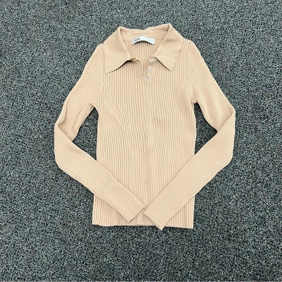 ZARA Beige Ribbed Collared Long-Sleeve Modest Shirt Top Sweater Silver Snaps M - Picture 3 of 12
